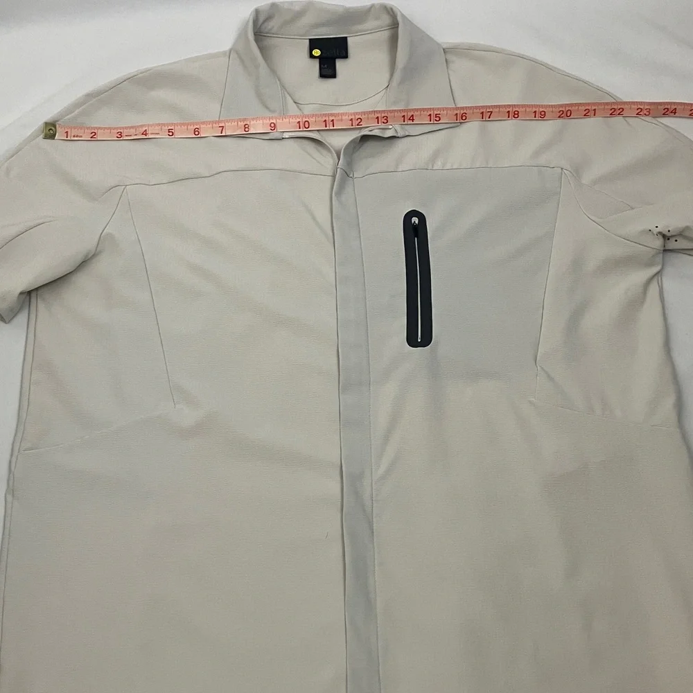 Zella Beige Short Sleeve Athletic Shirt Men’s Size Medium